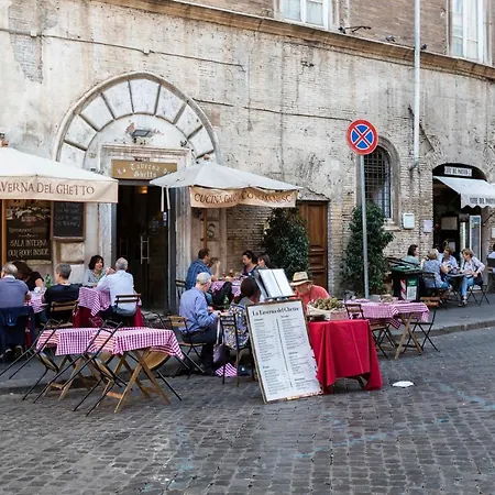 Aparthotel Sonder — Palazzo Cenci 4*